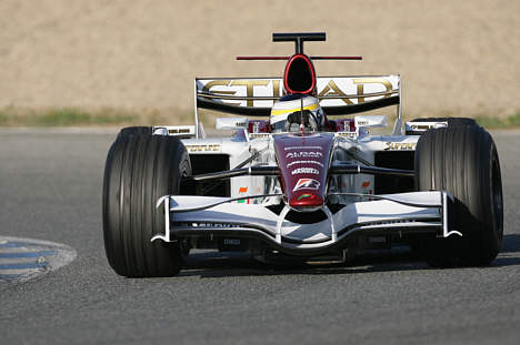 Fisichella under en test i december for Force India - nu bliver han deres kører i 2008